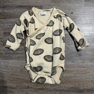 Kate Quinn Baby Boys 6-12 Months Long Sleeve Bodysuit Football Tan Cotton